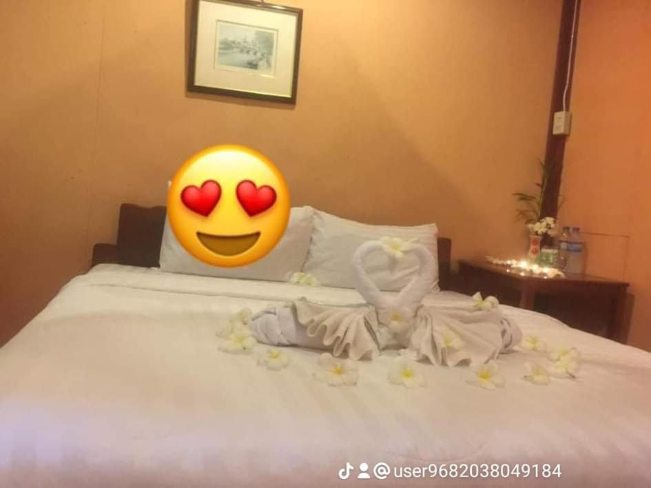 Champa 2 Guesthouse Ban Dondét المظهر الخارجي الصورة